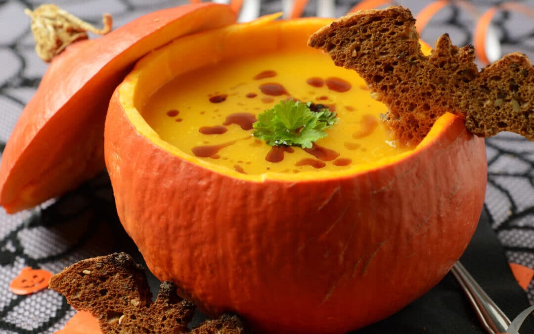 🎃 Recette de Saison : Velouté de Potimarron et Châtaignes pour Halloween 🎃